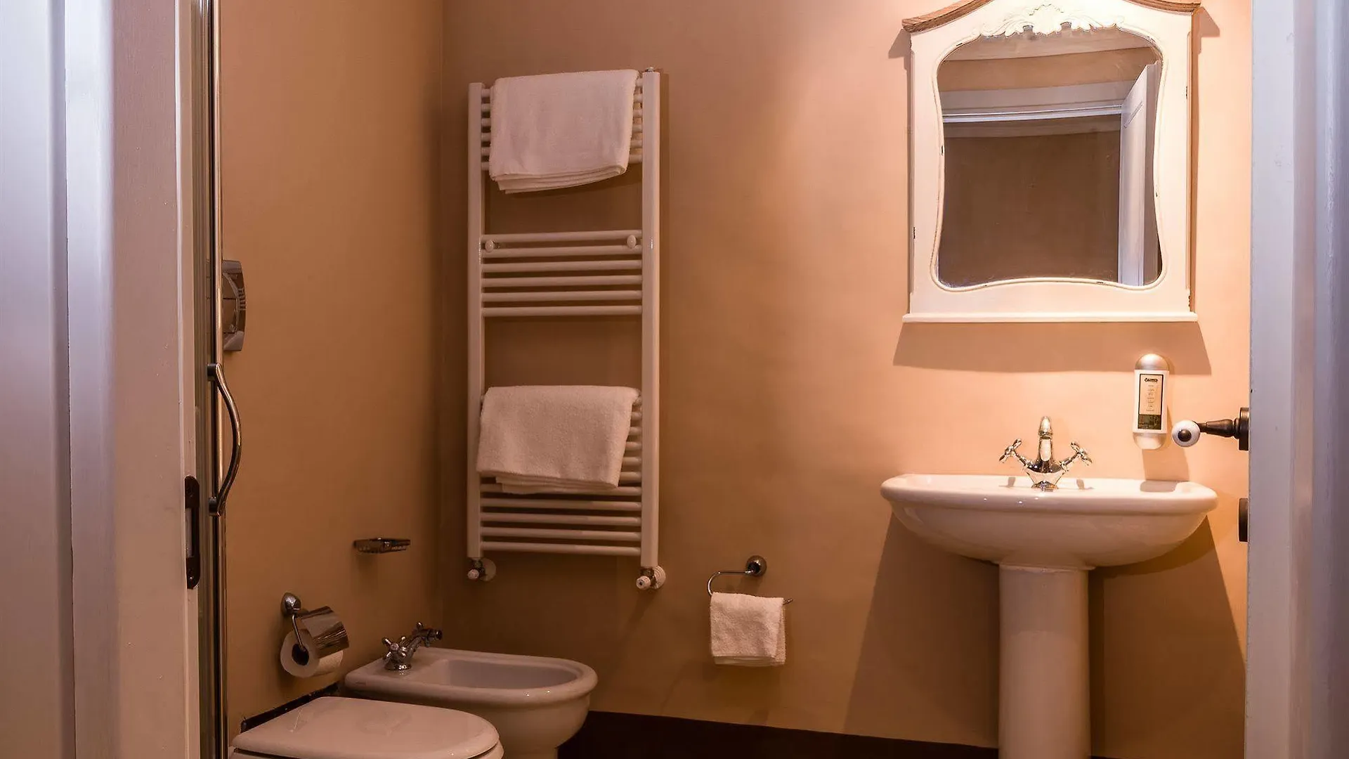 *** Ośrodek wypoczynkowy Hotel Borgo Del Carato Solarino Włochy
