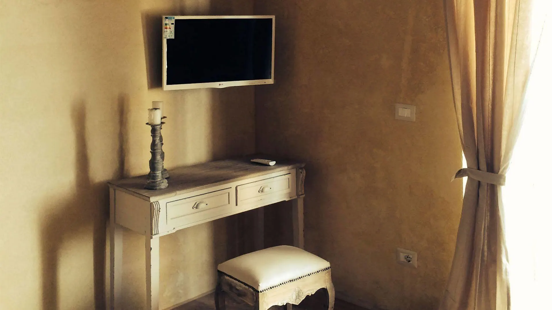 فندق Borgo Del Carato Solarino إيطاليا