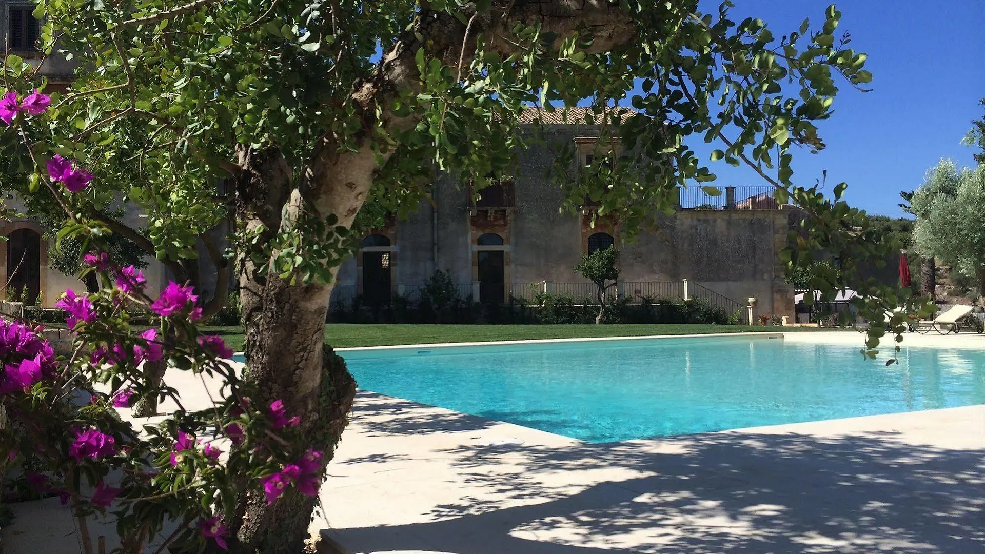 *** Resort Borgo Del Carato Hotel Solarino Italy